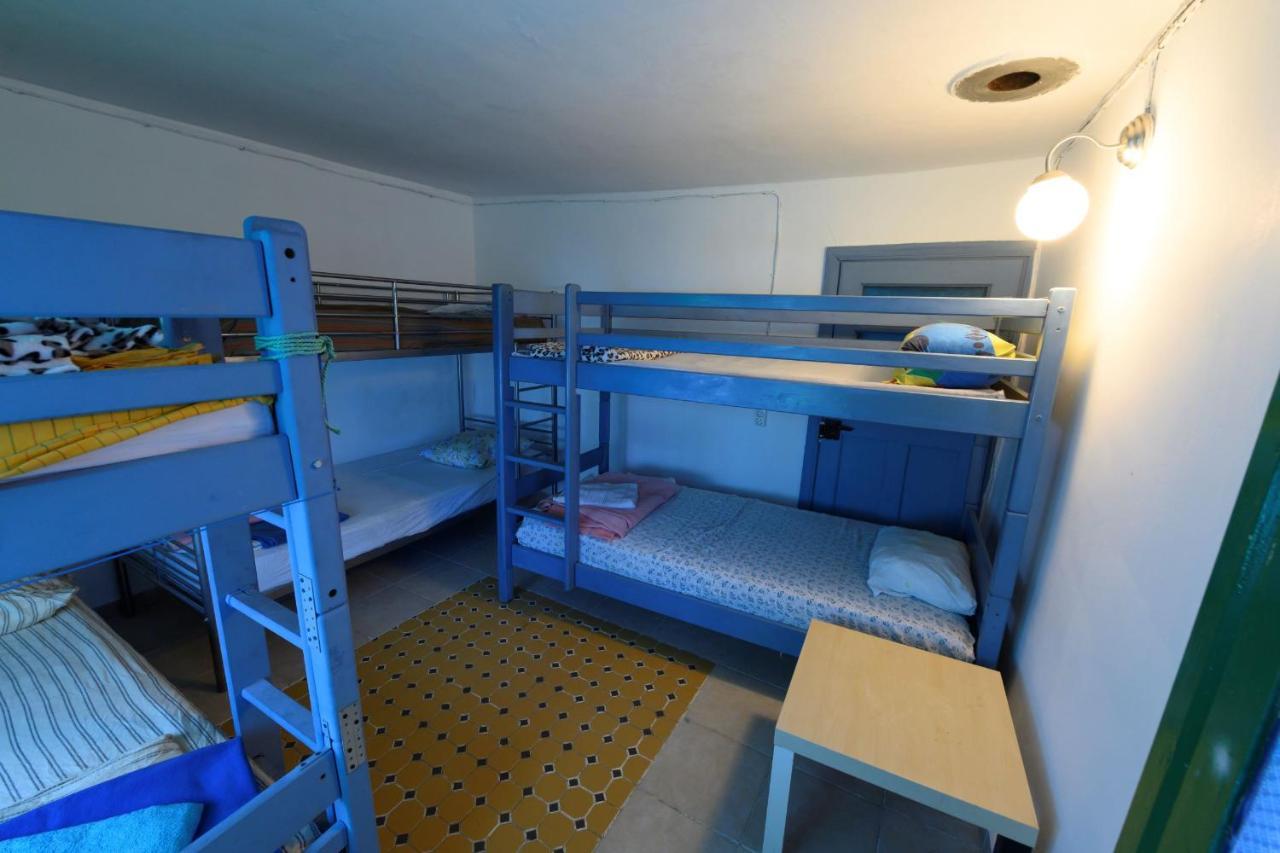 Danube Delta Hostel Homestay & Camping Сулина Екстериор снимка