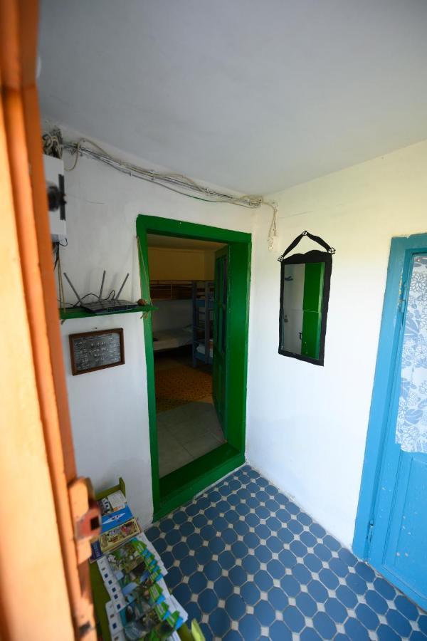 Danube Delta Hostel Homestay & Camping Сулина Екстериор снимка